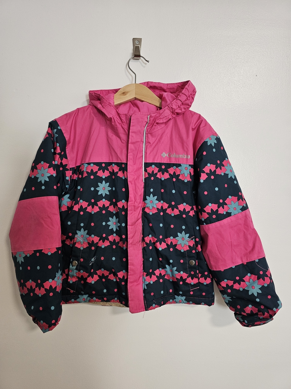 Columbia Girls Pink Floral Winter Jacket Size Medium 6-7T Hooded Insulated